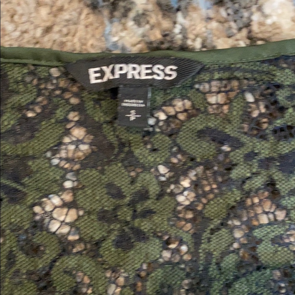 Blouse - Picture 2 of 3